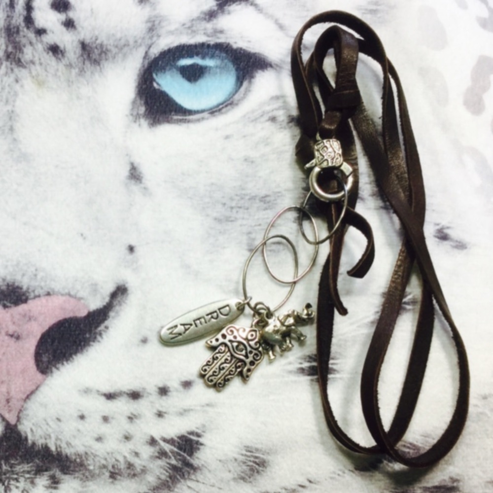 NECKLACE Three Charm Leather Artisan